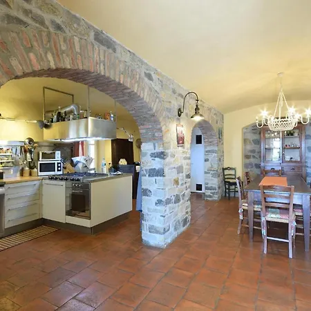 Dom wakacyjny Pet Friendly In With Wifi