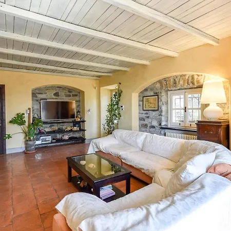 Hébergement de vacances Gorgeous In With House Sea View Cogorno